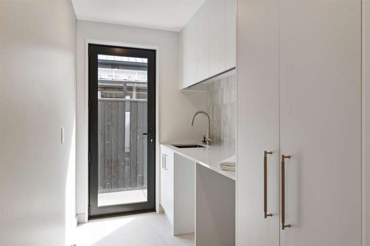 25 Guinevere Drive Lincoln_18