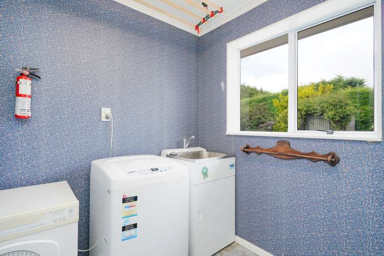 320 Mcivor Road Myross Bush_14