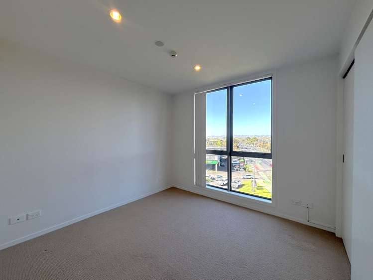 4a/84 Gunner Drive Te Atatu Peninsula_8