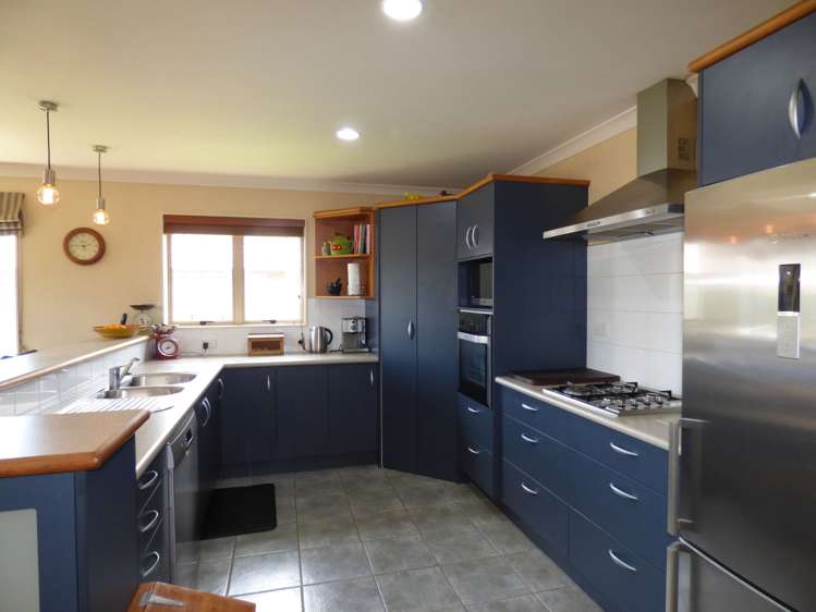 6 Sandowne Close Rototuna North_6