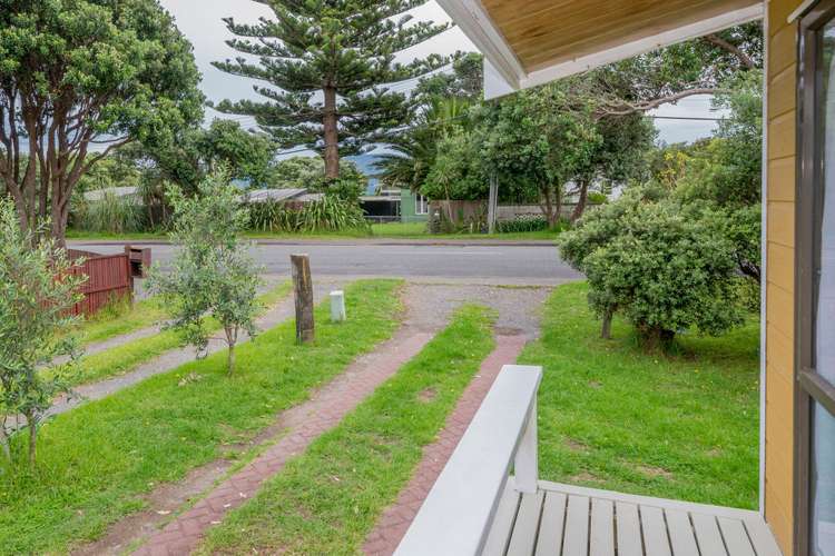 140 Manly Street Paraparaumu Beach_11