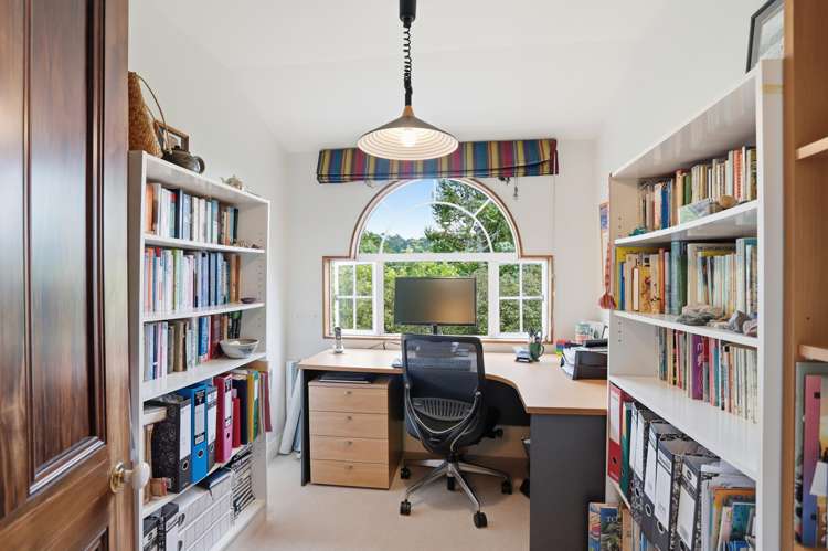 52 Daffodil Street Titirangi_21