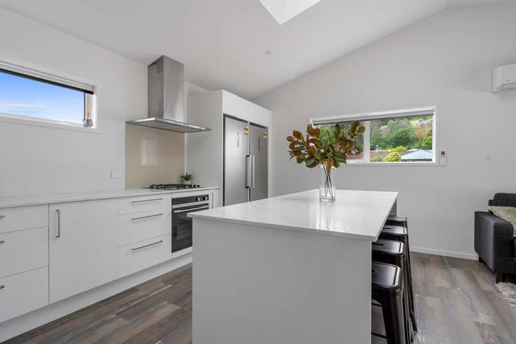 38 Churchill Avenue_5