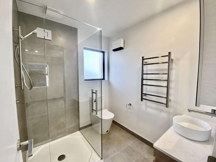 4/434 Armagh Street Linwood_5