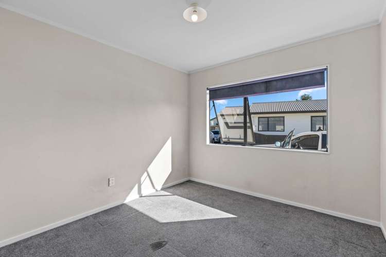 28 Barneys Farm Road Clendon Park_7