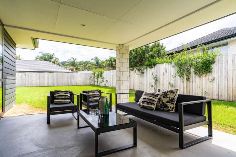 4 May Grove Lane Tamaterau_18