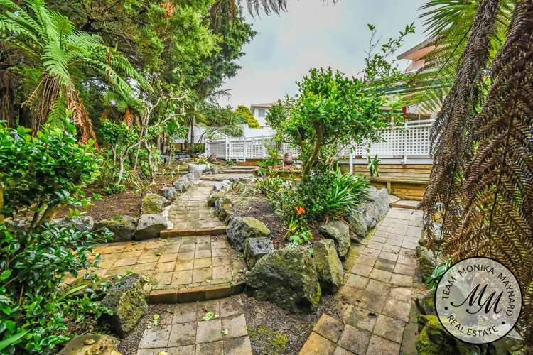 5 Silkwood Grove Totara Heights_24