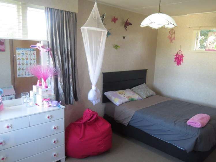 11 Edward Street Pahiatua_5