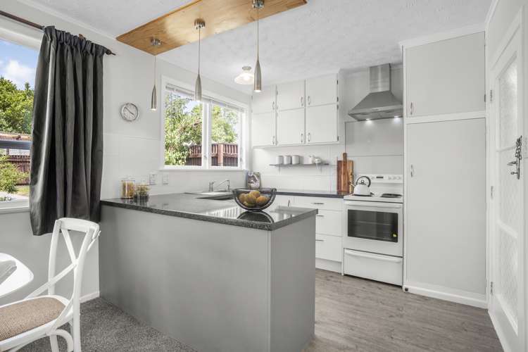 38 Momona Street Wainuiomata_6