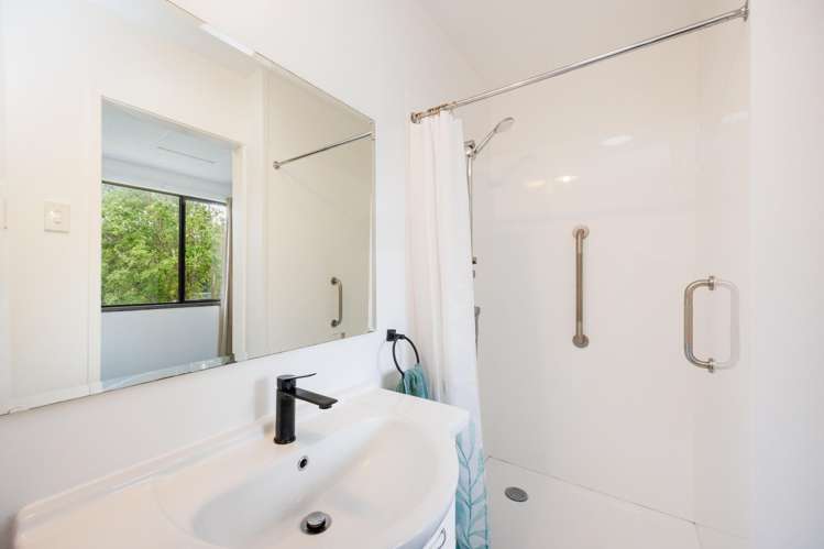 24 Fraser Drive Feilding_12