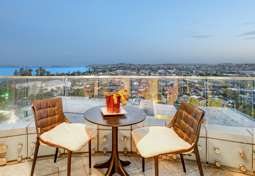 180 degree spectacular views - must be sold!