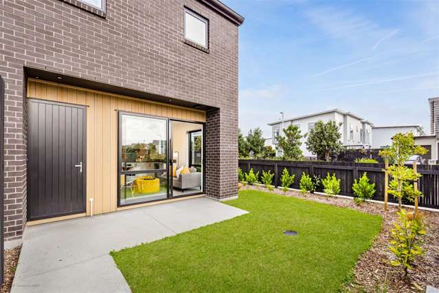 68 Glidepath Road Hobsonville_4