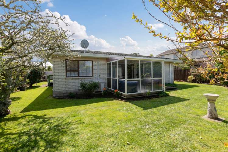 2/26a Eastern Beach Road Eastern Beach_11