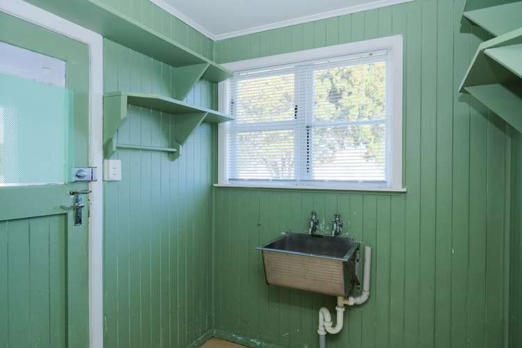 8 Victor Street Dannevirke_24