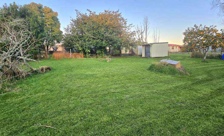 32 Coronation Street Paeroa_15