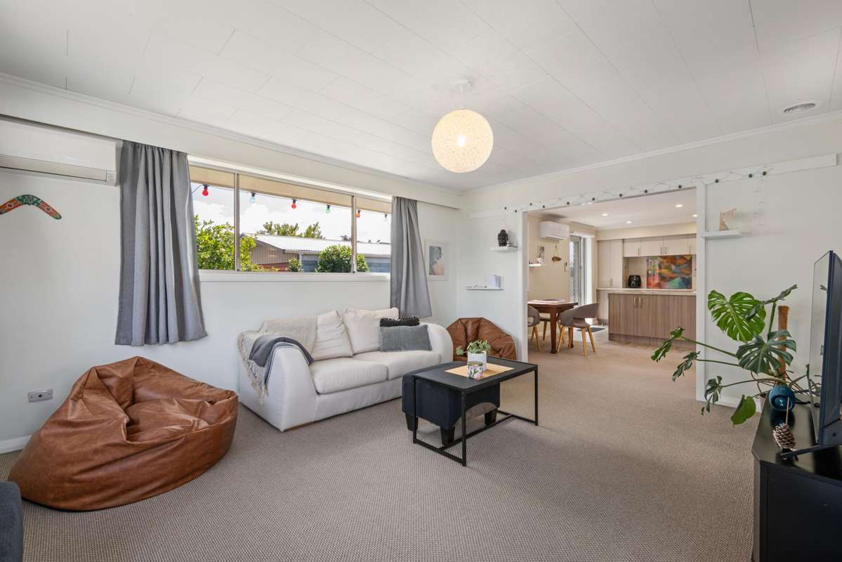 2/56 Leefield Street_3