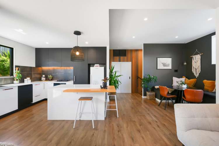 84 Kirimoko Crescent_2