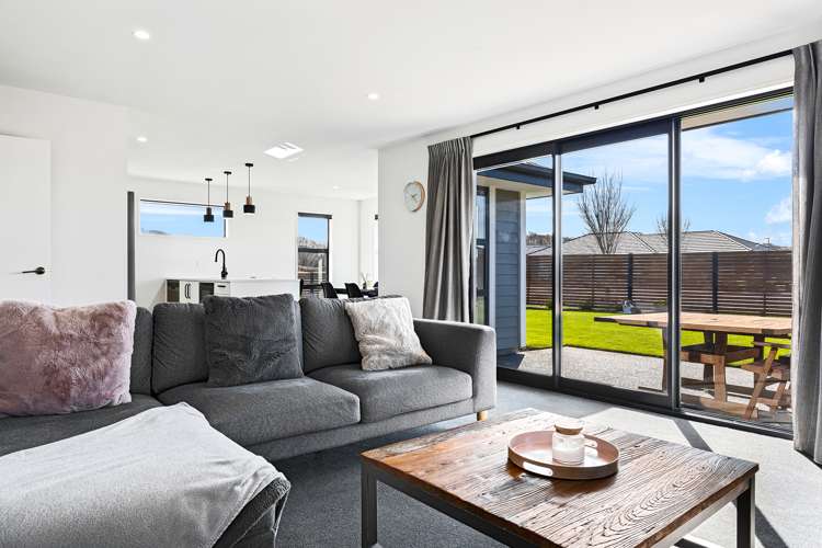 8 Tiritiri Moana Drive Pegasus_3