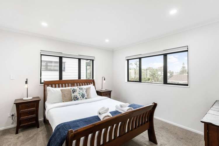 8b Lynette Place Mangere_8