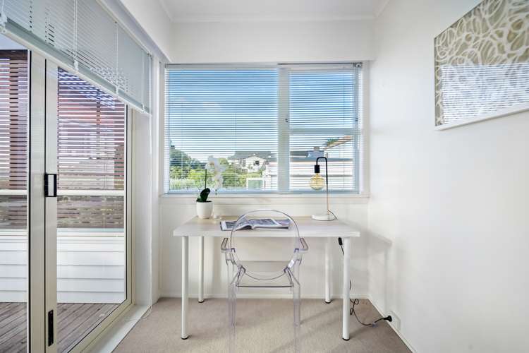 10 Harbour View Road Point Chevalier_11