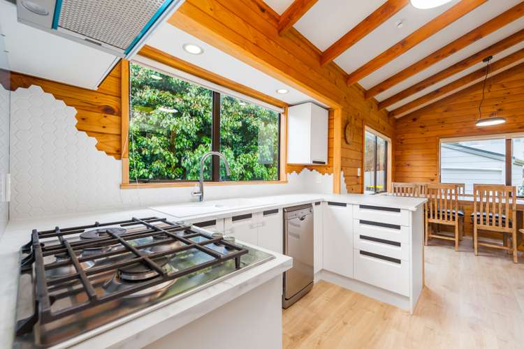 1253 Whangaparaoa Road Gulf Harbour_5