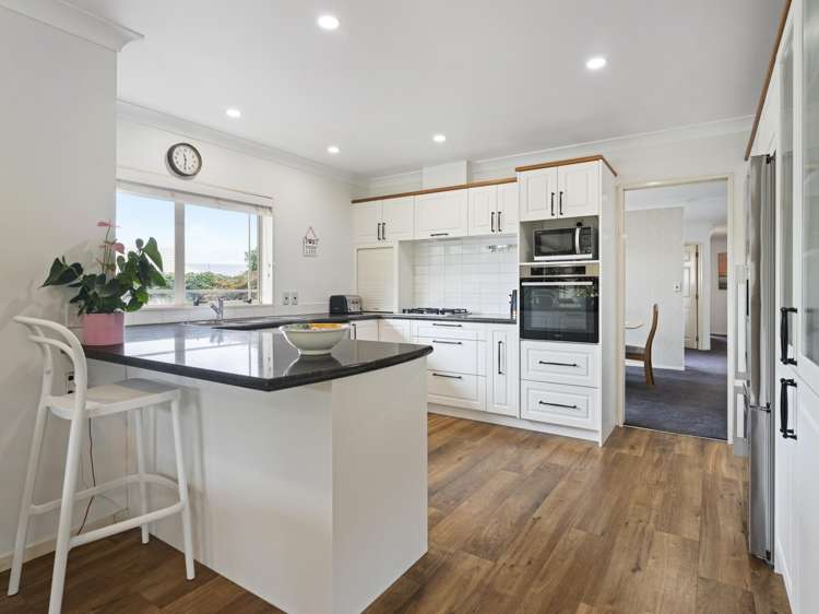 16 Aristoy Close Conifer Grove_7