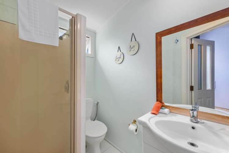 22 Waikawa Road Picton_23