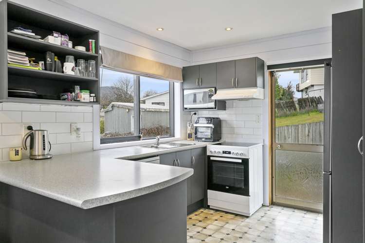 2/56 Terence Street Tauhara_4