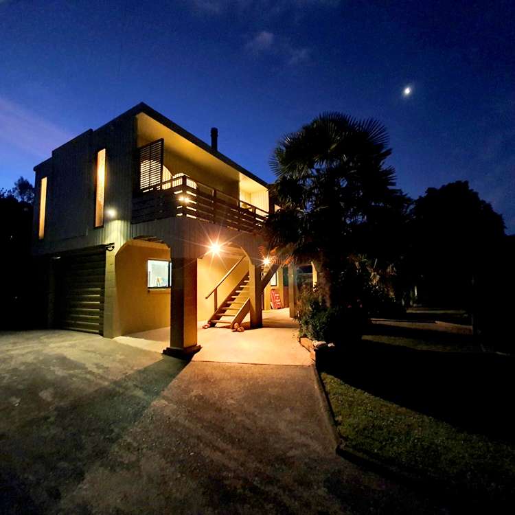 39 River Road Paeroa_24