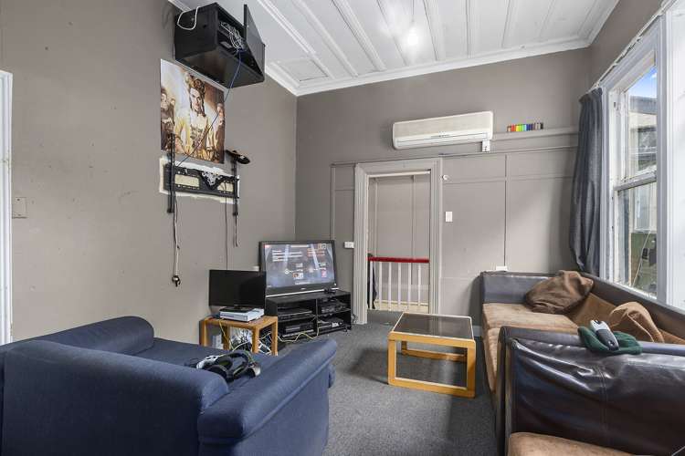 132 Queen Street North Dunedin_4