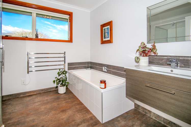 367 Utopia Road Westport_7