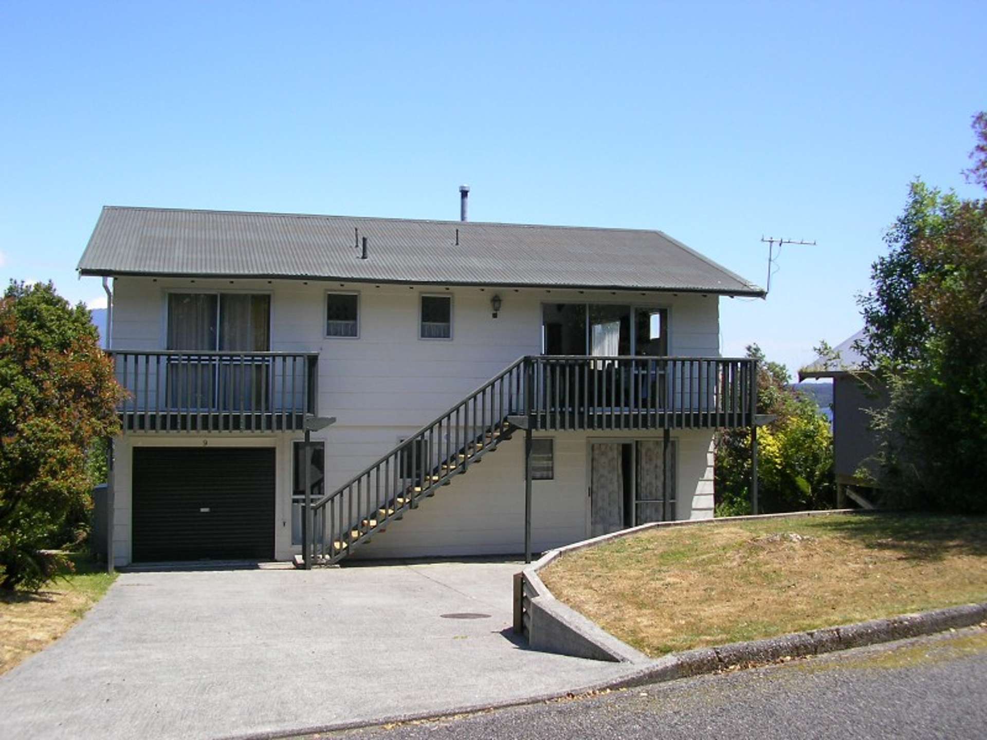 9 Ivy Terrace Moana_0