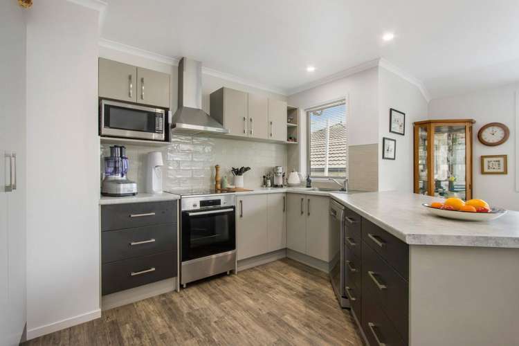 14 Muirfield Crescent Katikati_10