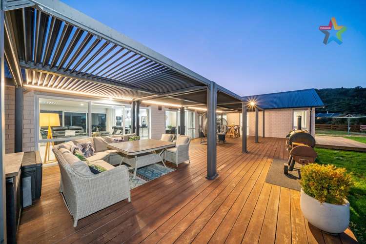 303 Fairview Drive Akatarawa_2