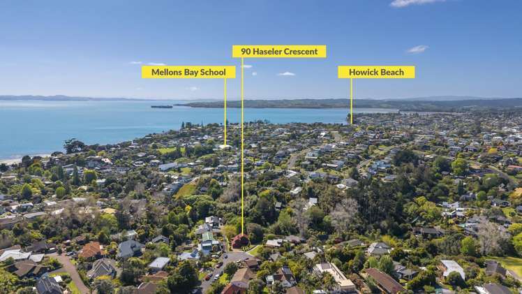 90 Haseler Crescent Mellons Bay_18