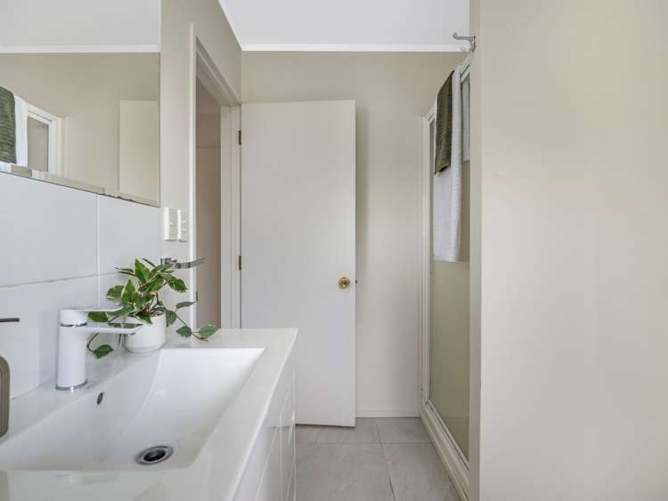 2/390 Richardson Road Mount Roskill_18