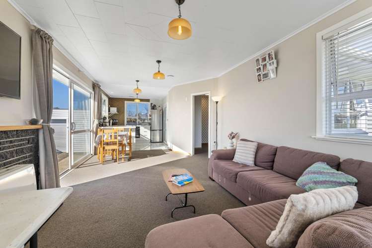 22 Murray Avenue Hawera_4