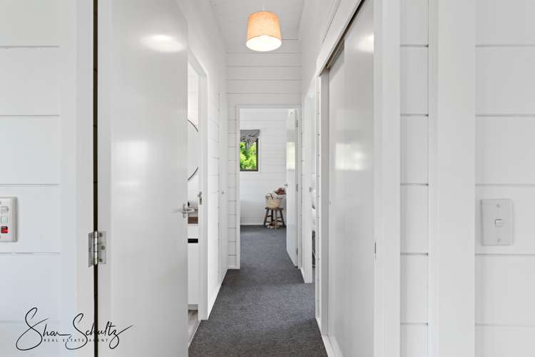 4 Skelton Crescent Paparoa_12