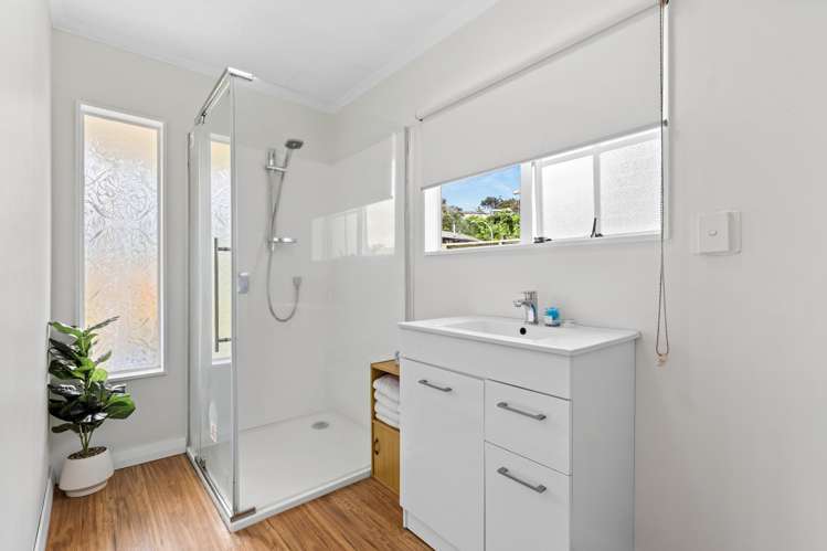 95 Hadfield Street Beach Haven_15
