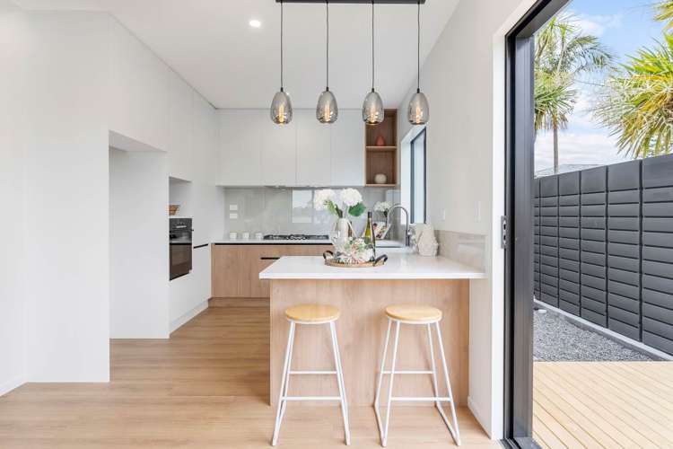 Lot 1-5/118 Chivalry Road Glenfield_40