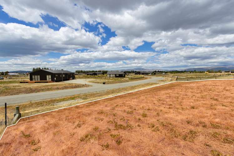 13 Tussock Crescent Twizel_6