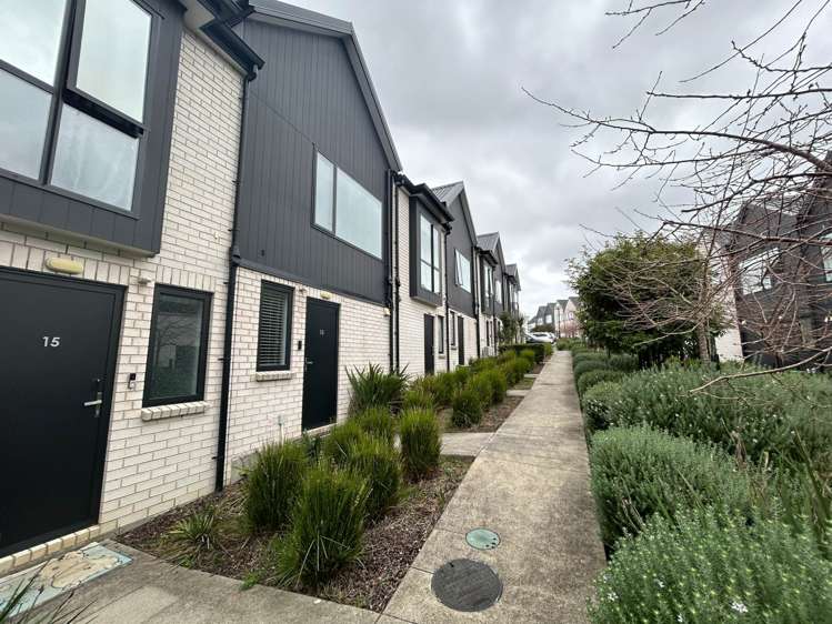 13 Wharara Lane Massey_12