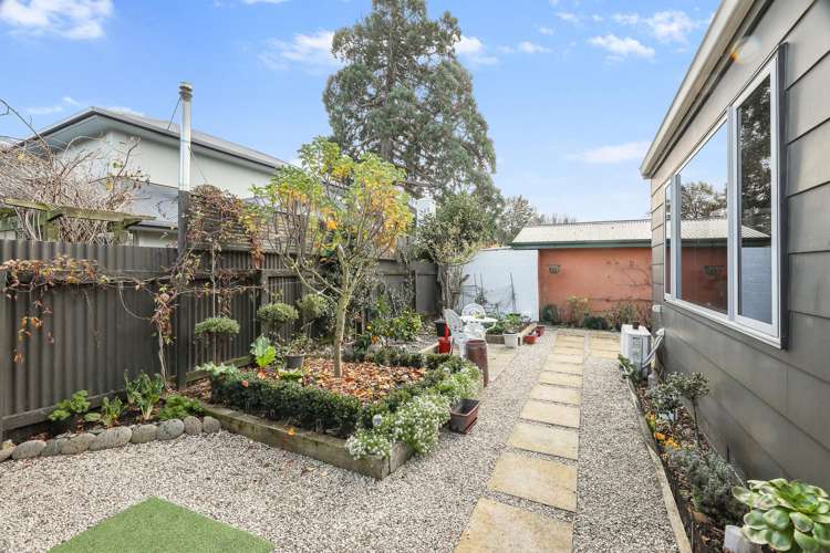 5/6 Poynter Street Blenheim Central_13