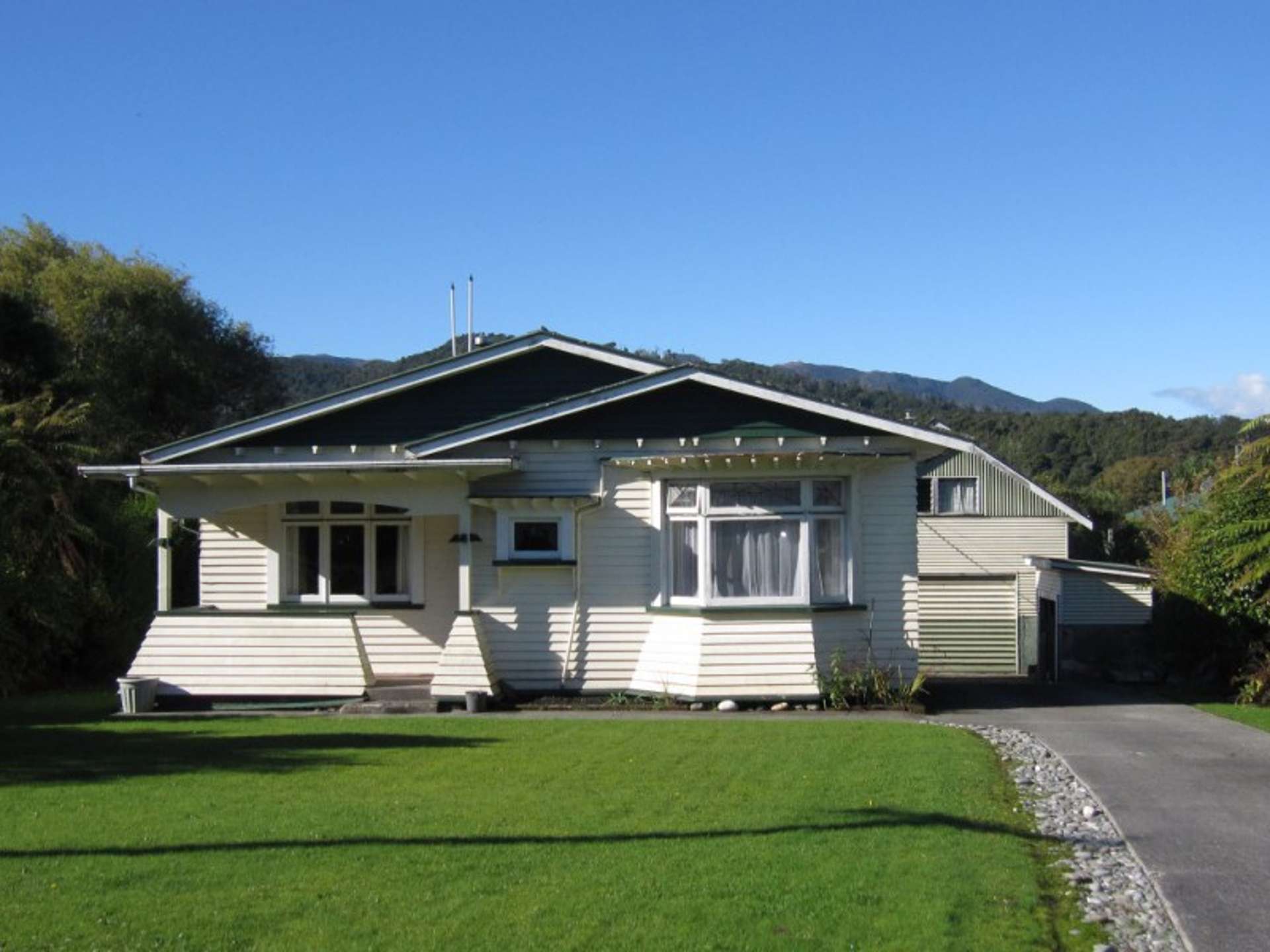 698 State Highway 6 Runanga_0