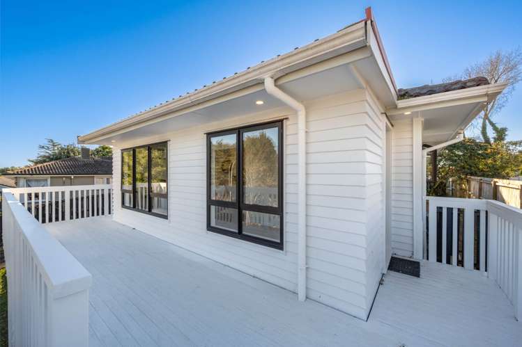6 Rainbow Place Wattle Downs_17