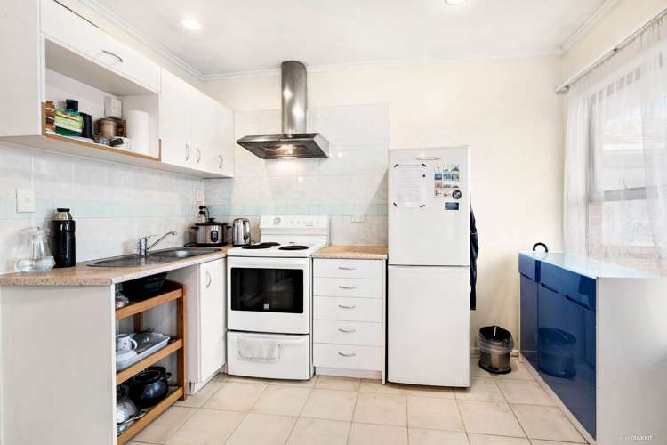 11/3 Rocklands Avenue Mount Eden_4