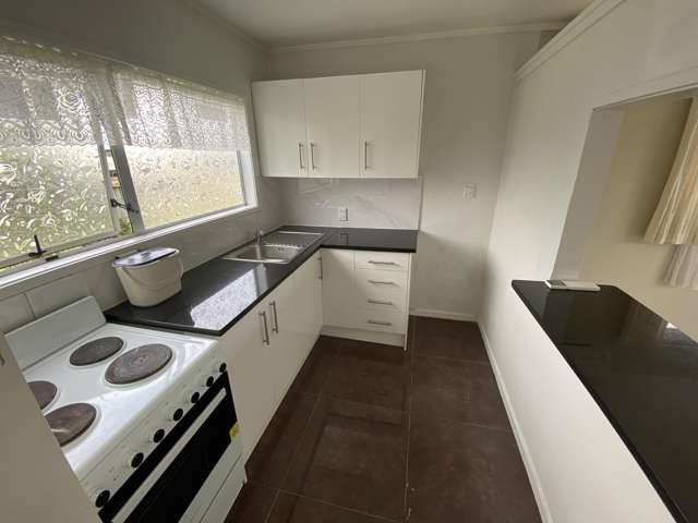 1/92 Kenderdine Road Papatoetoe_2