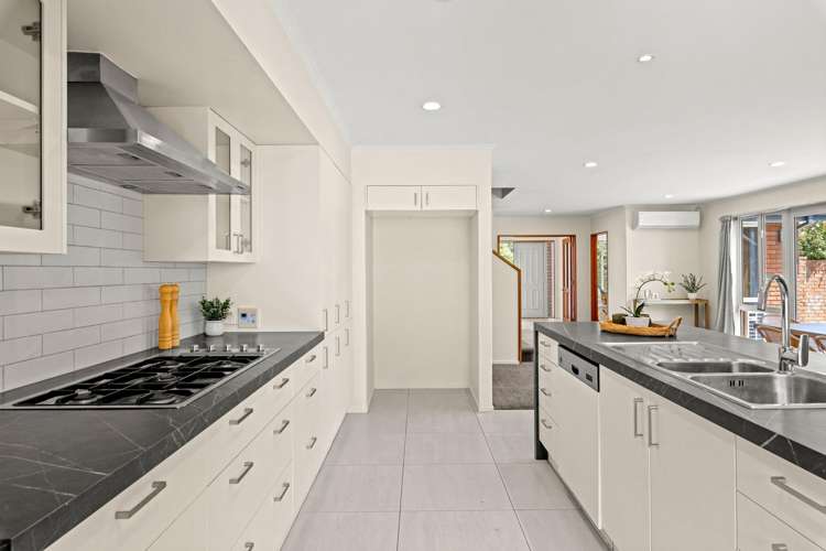 512 Bower Avenue Parklands_15