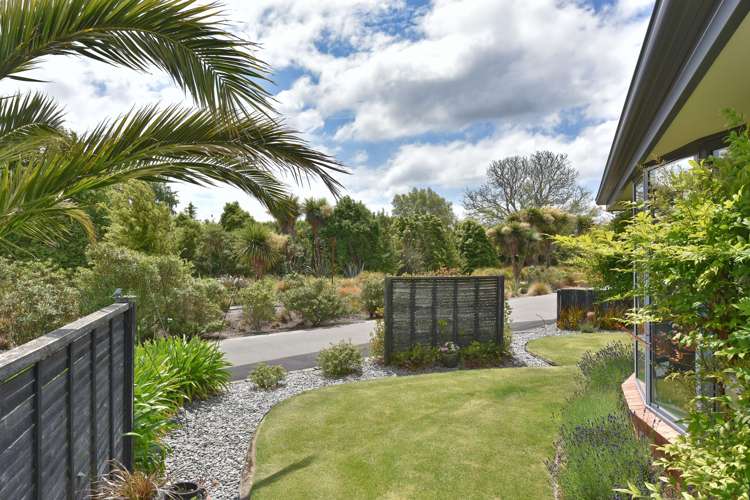 12 Croftwood Lane Harewood_21