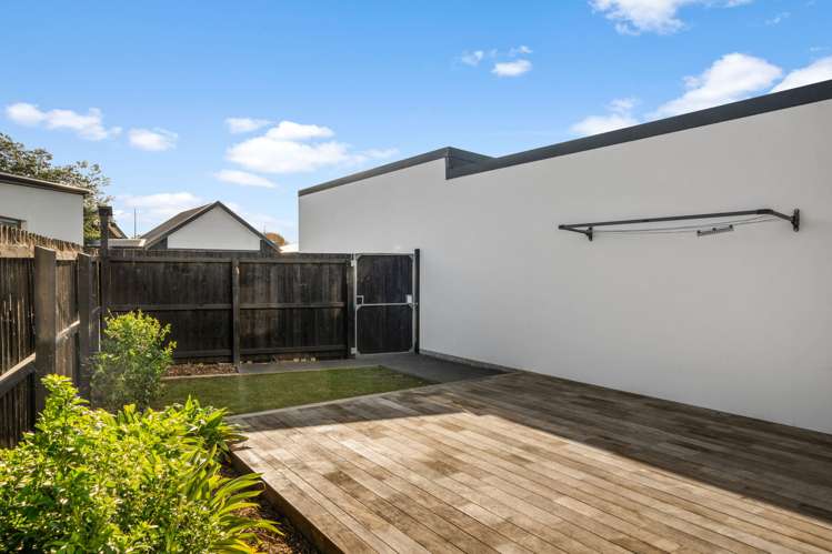 17 Eminence Drive Northwood_13